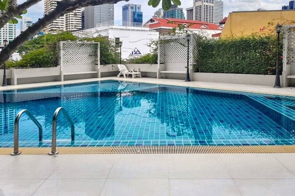 3 Bedrooms 2 Bathrooms 150 SQ.M Ruamjai Heights
