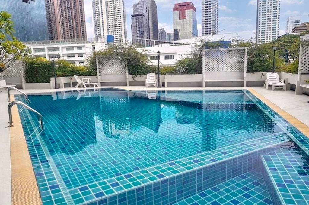 3 Bedrooms 2 Bathrooms 150 SQ.M Ruamjai Heights