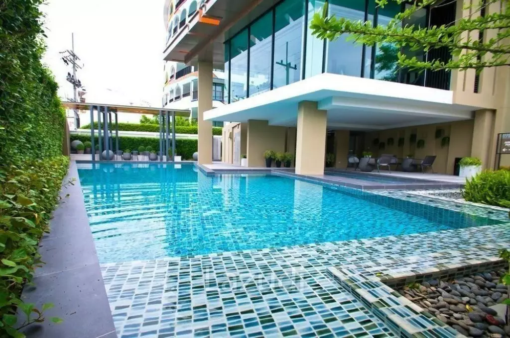 Baan Imm Aim : 30 sqm Studio Condo on 6th floor with View