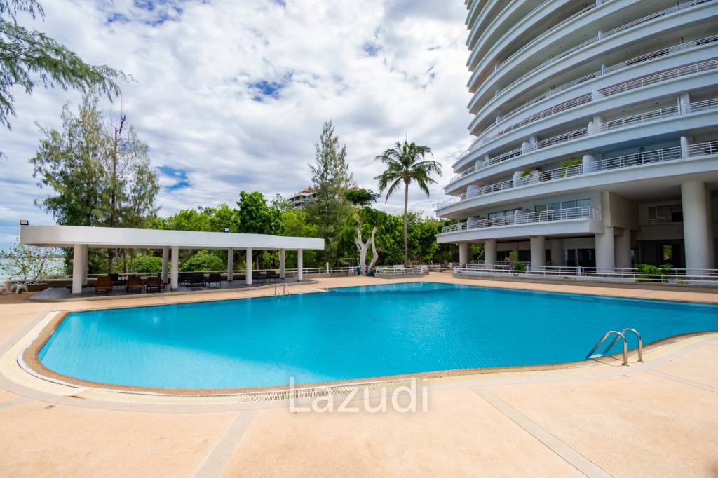 Sandy Beach Condo Hua-hin