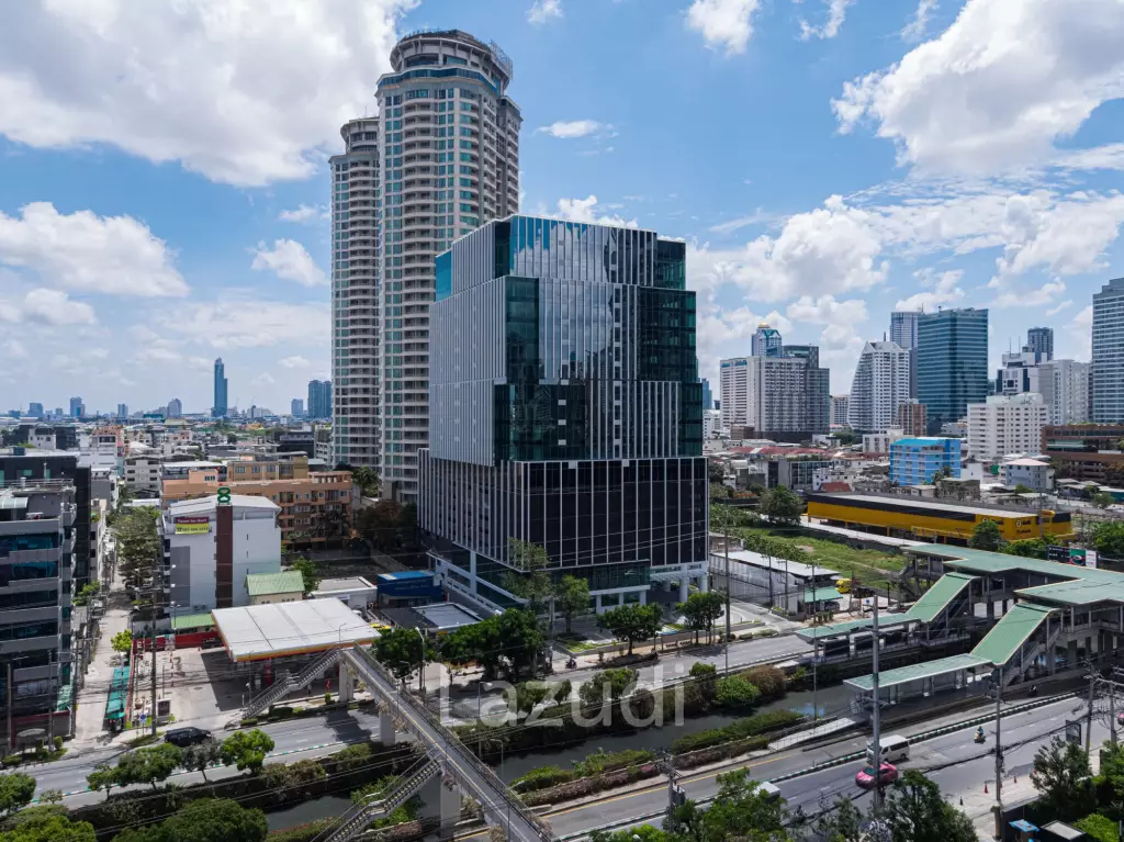 Retail space for rent in Sathorn