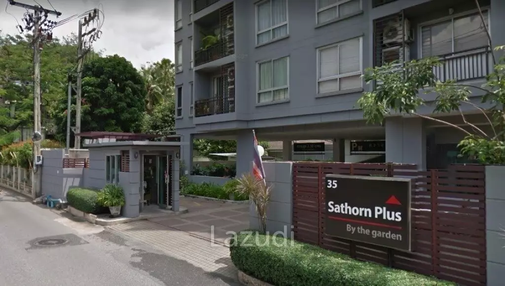 77.3 Sqm 2 Bed 2 Bath Sathorn Plus - By The Garden