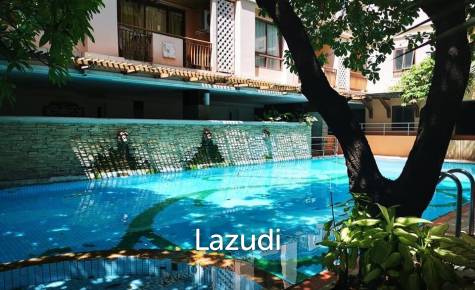 Baan Klang Krung Resort (Ratchada 7)
