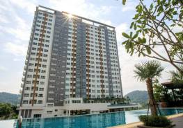 Sea Hill Condo Sriracha
