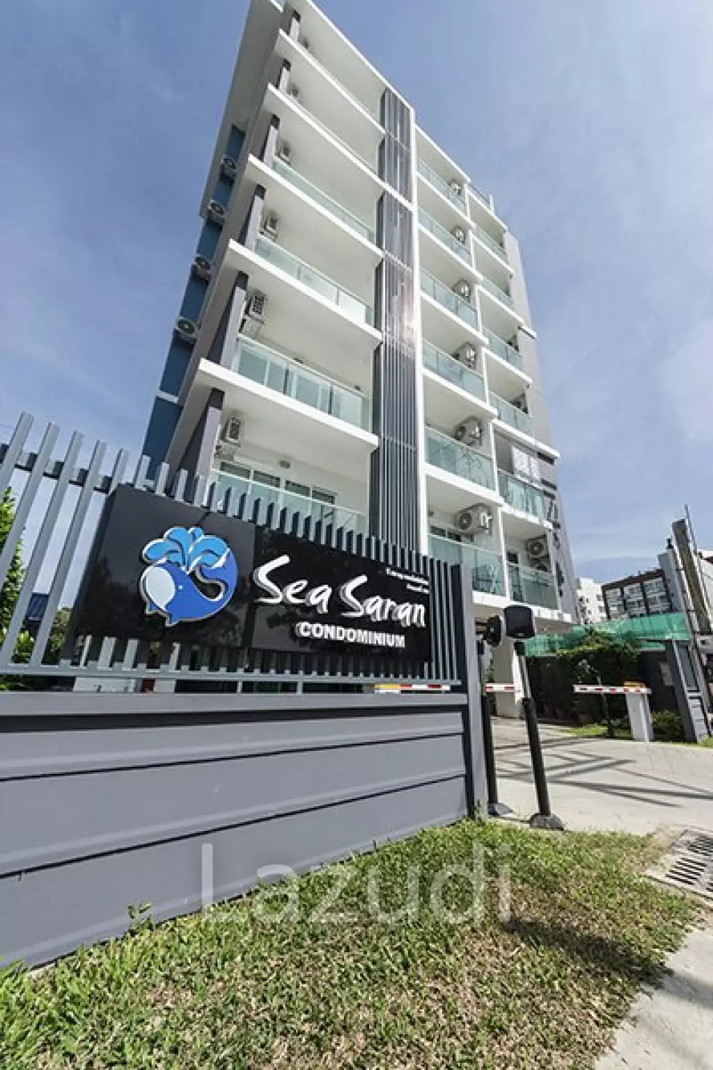 2 Bedrooms 1 Bathroom 67 SQ.M Sea Saran Condo