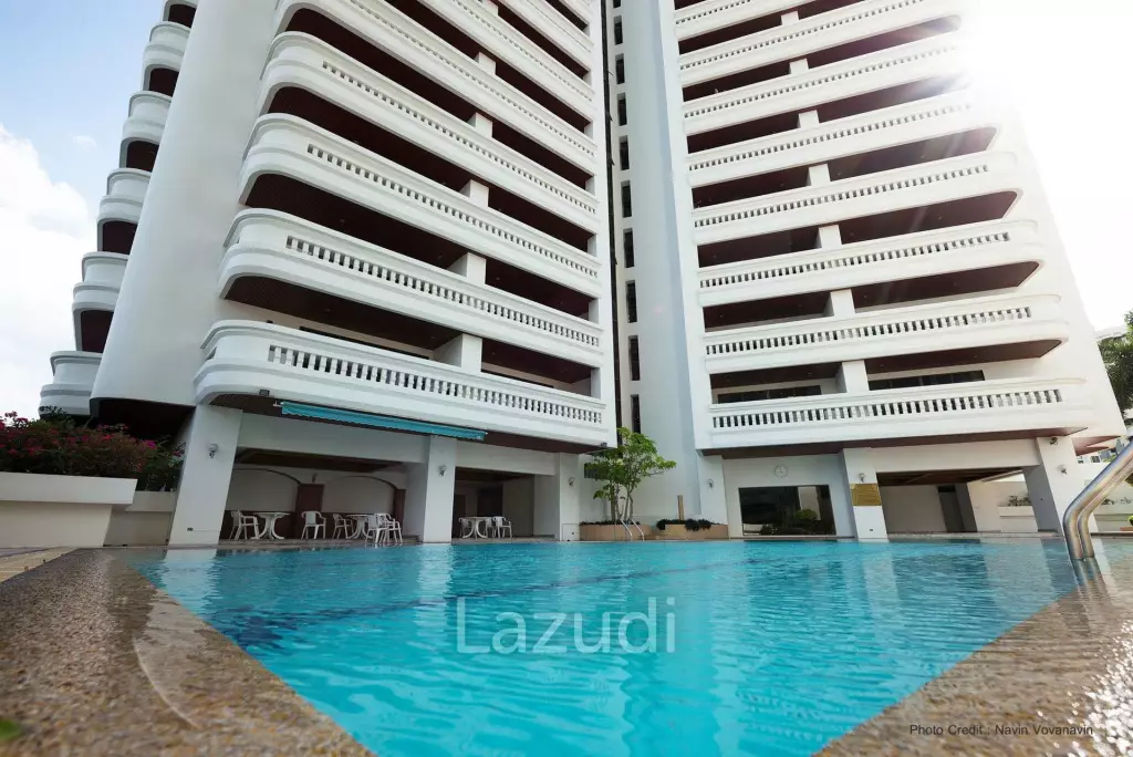 3 Bed 3 Bath 300 SQ.M Sethiwan Mansion