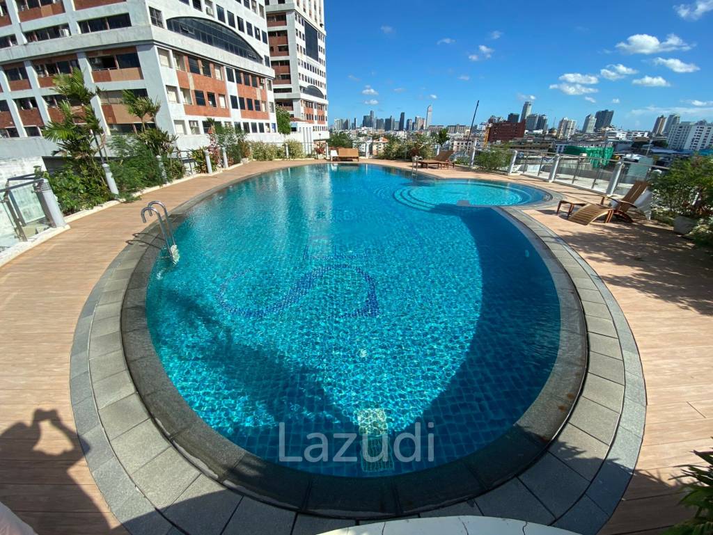 Seven Place Executive Residences