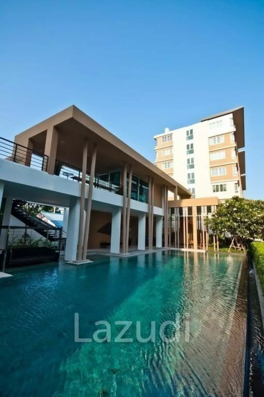 2 Bed Condo in Town