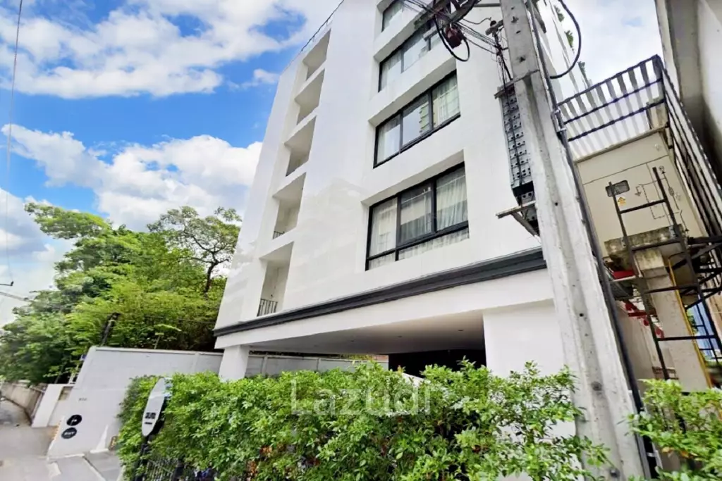 Studio 1 Bath 33 SQ.M Silver Thonglor
