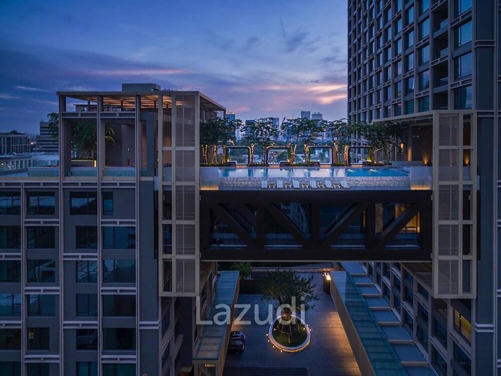 3 Bed 4 Bath 347 SQ.M Sindhorn Residence