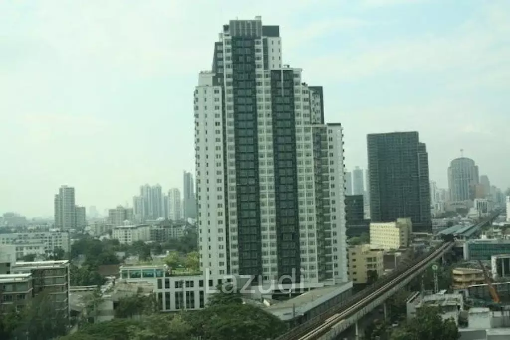 52 sqm high-floor 1 bedroom condo at Siri at Sukhumvit Phra Khanong Bangkok