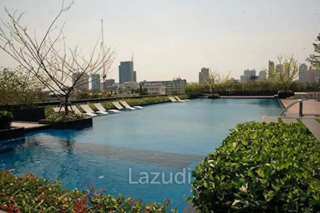 52 sqm high-floor 1 bedroom condo at Siri at Sukhumvit Phra Khanong Bangkok