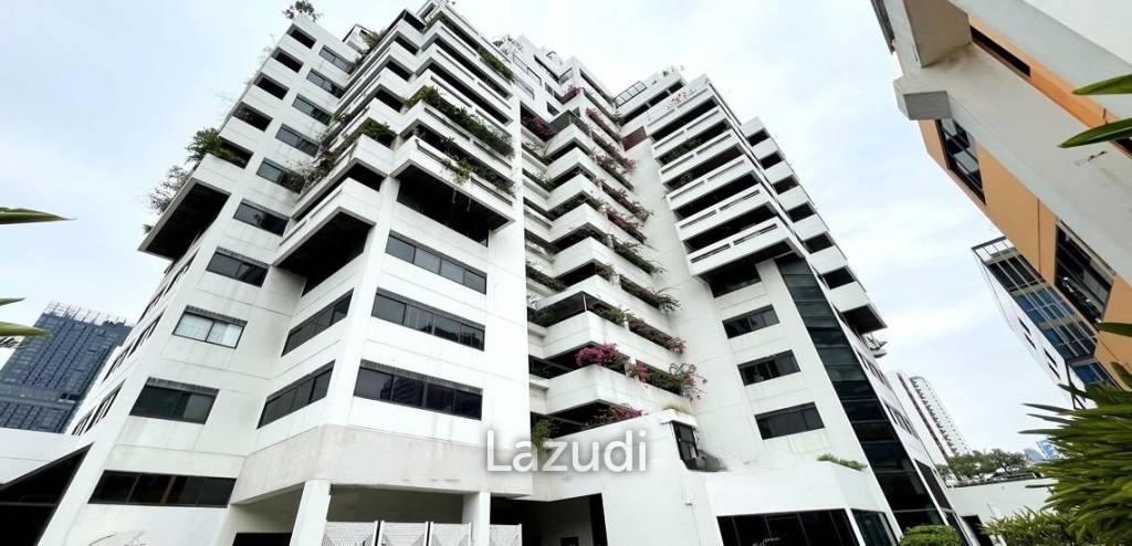 2 bed 3 bath 229 SQ.M Sukhumvit House