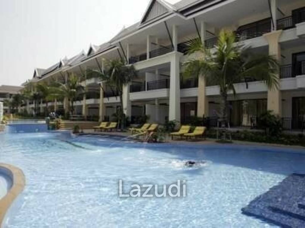 4 Beds 2 Baths 180 SQ.M. Sunrise Beach Resort and Residence