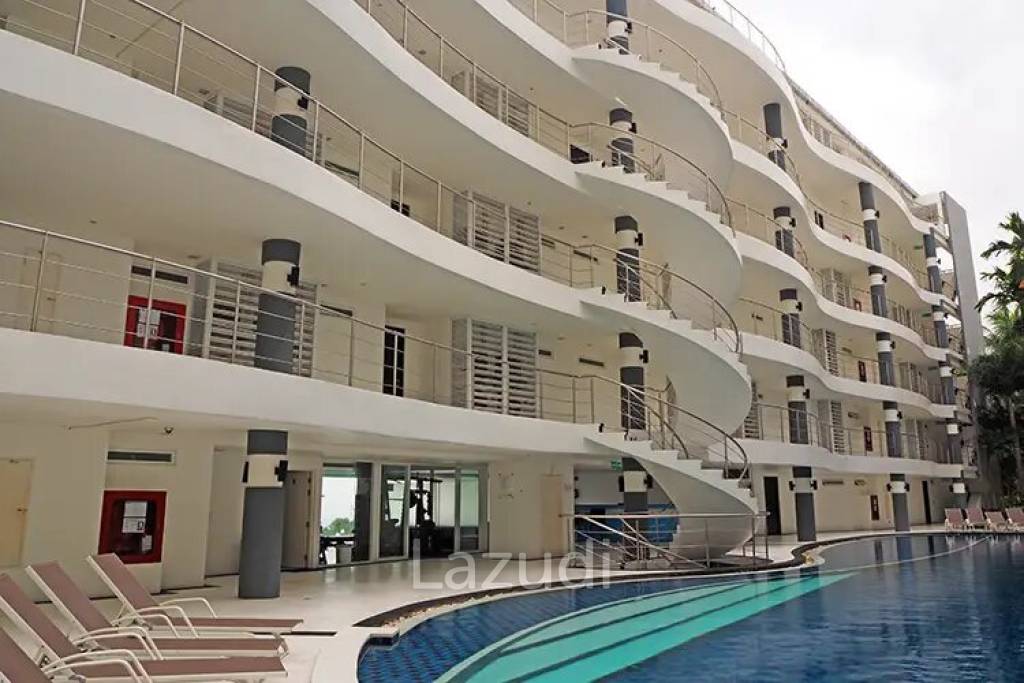 Sunset plaza karon