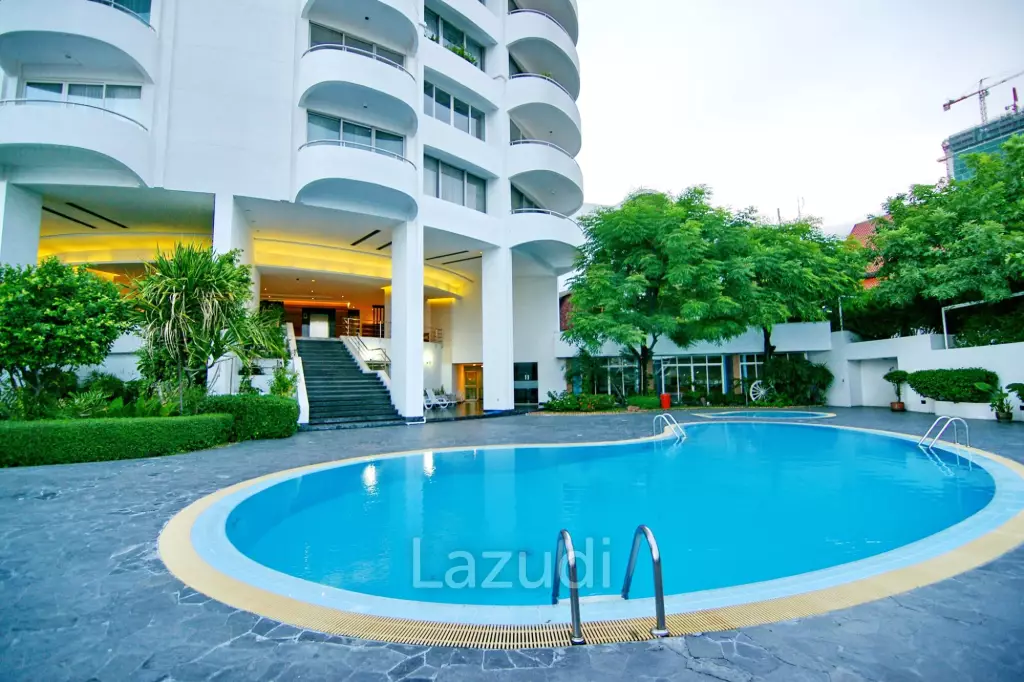 3 Bed 3 Bath 273 SQ.M. Supakarn Condominium