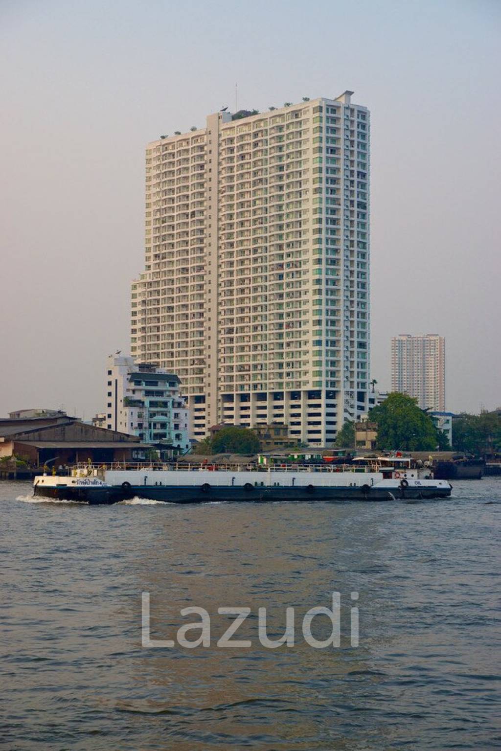 Supalai River Place
