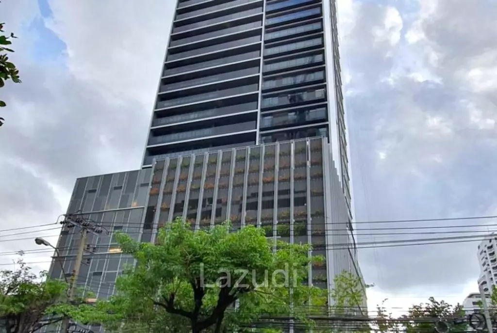2 Bed 2 Bath 111 SQ.M Tela Thonglor