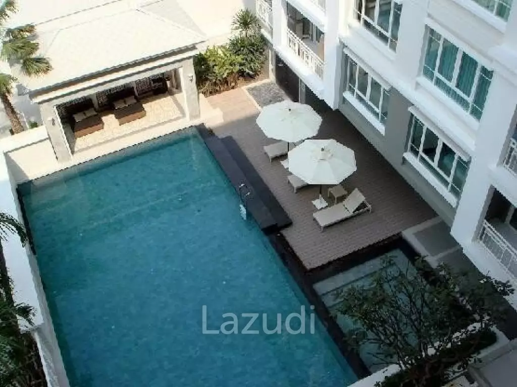 70.8 sqm 2 Bedroom Condo on 8th Floor at The Bangkok Sathorn-Taksin, Khlong San