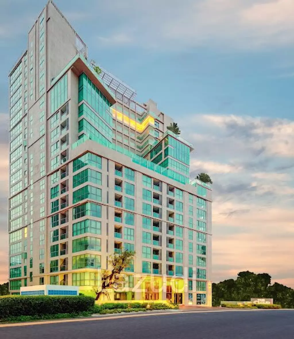 Cozy 1-Bedroom Condo for Sale at The Cloud Pratumnak
