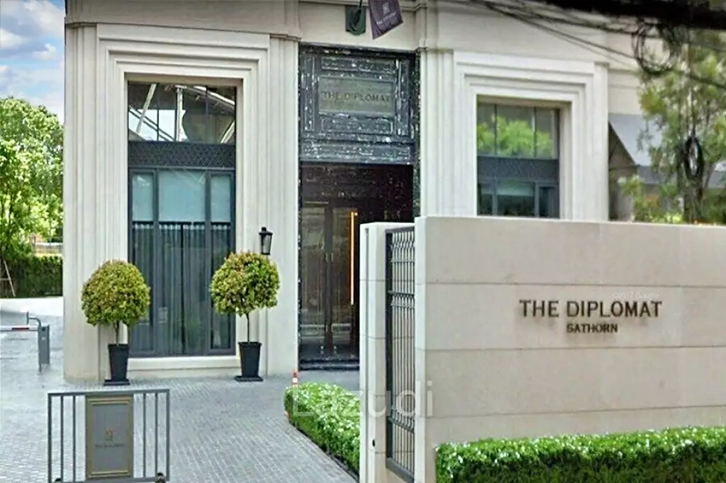 2 Bed 2 Bath 66 Sq.m The Diplomat Sathorn