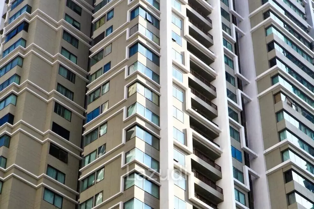 3 Bed 3 Bath136 SQ.M. The Emporio Place