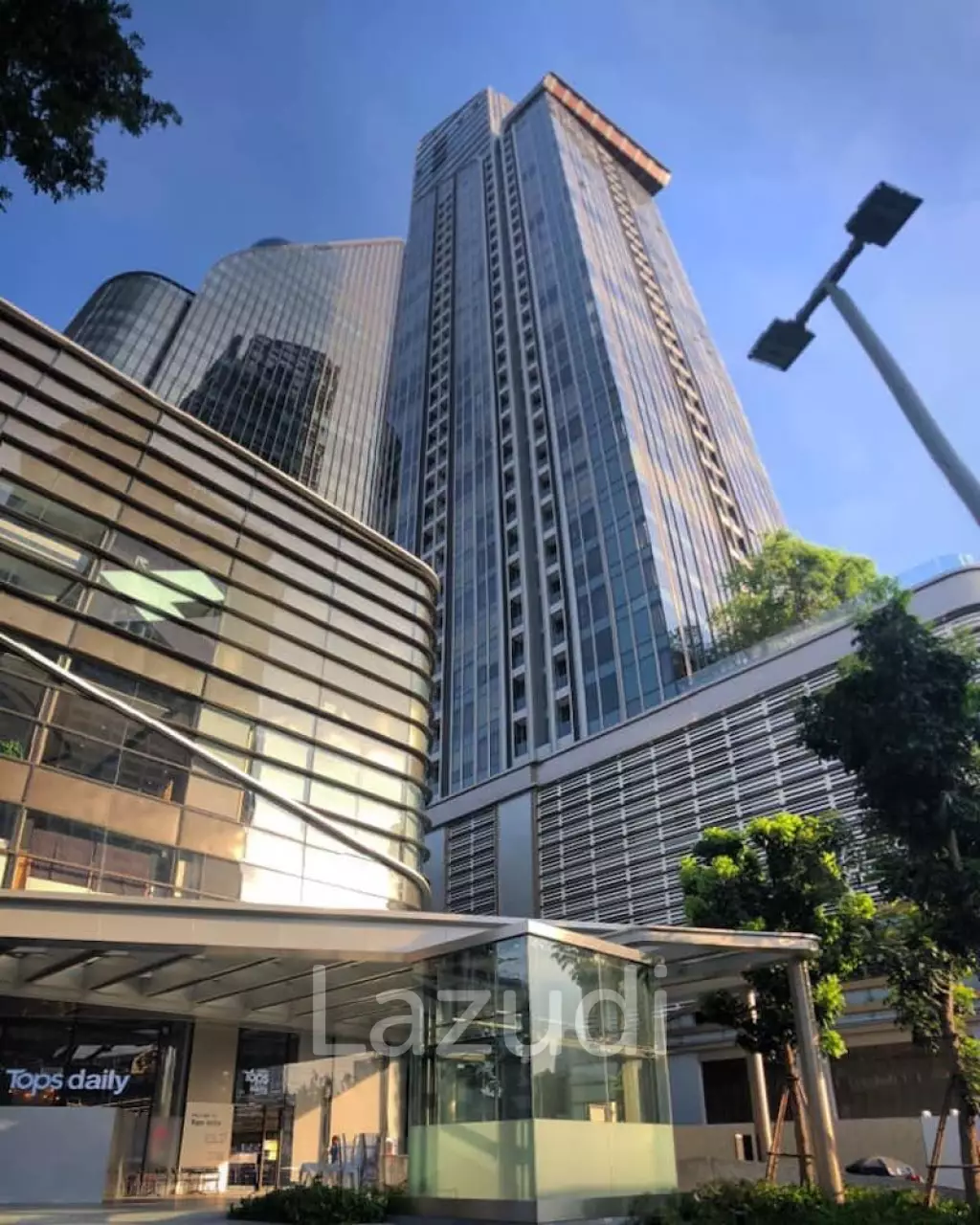 77 sqm 2 Bed Condo at The Esse at Singha Complex, Bang Kapi Huai Kwang