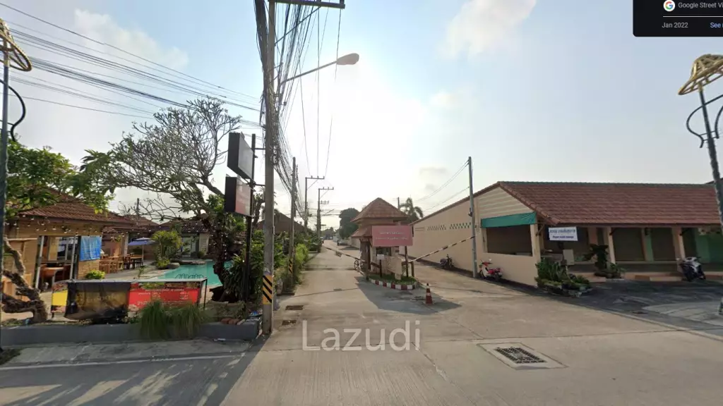 8 Beds 9 Baths 1,000 SQ.M. Pattaya Paradise Village