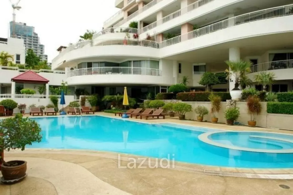 3 Bed 311 SQ.M Beachfront House at Baan Rimpha