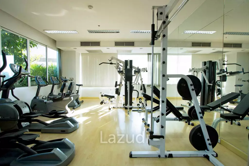 4 Bedroom 4 Bathroom 250 SQ.M The Grand Sethiwan