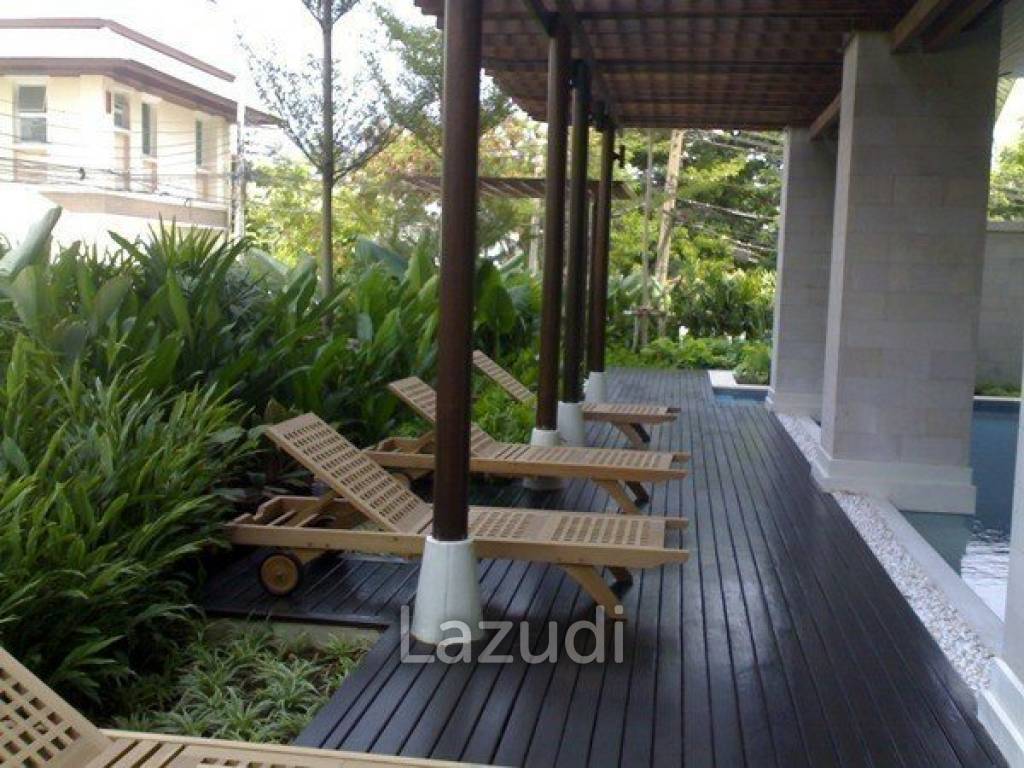 2 Beds 2 Baths  169  SQ.M The lanai Sathorn