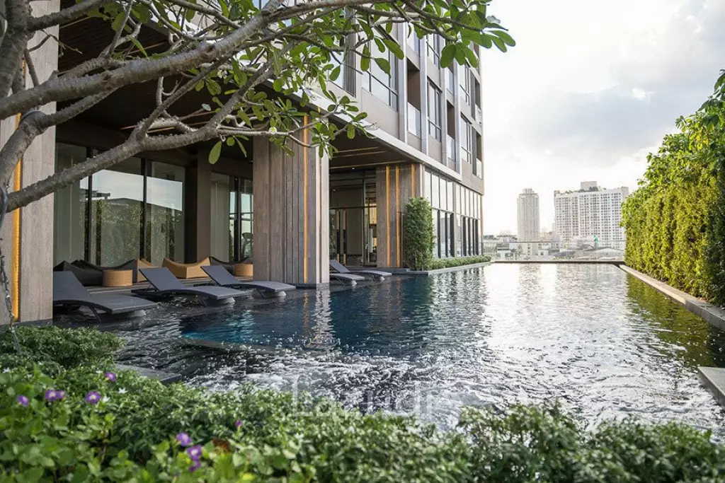 1 Bed 1 Bath 45 SQ.M The Line Sukhumvit 71