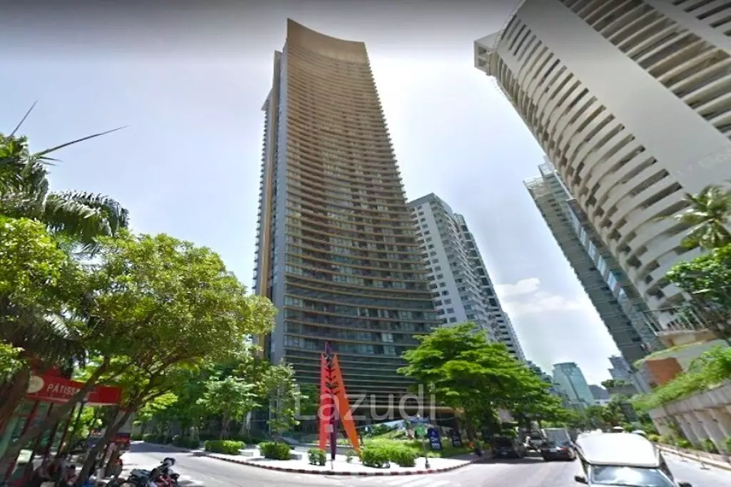 2 Bedrooms 2 Bathrooms 54 SQ.M. The Lumpini 24
