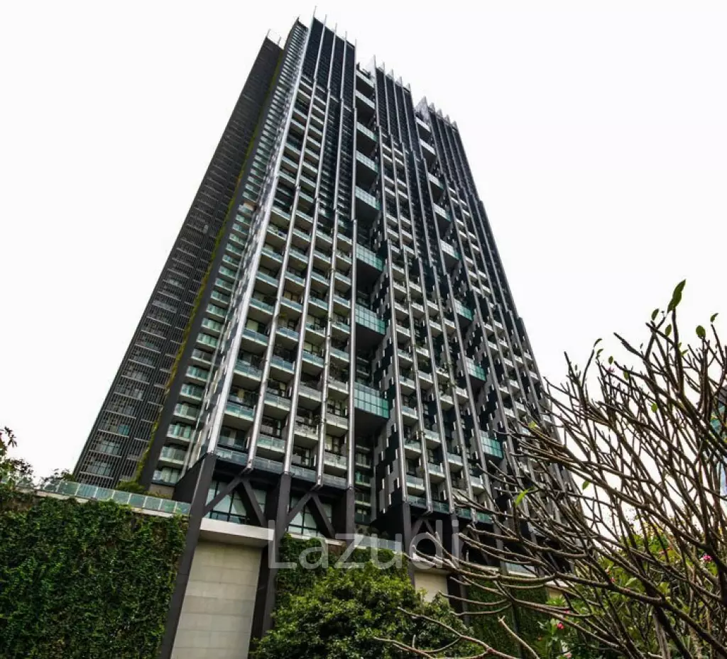 3 Bed 4 Bath 196 SQ.M The Met Condominium