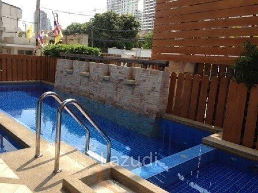 เดอะ นิช สุขุมวิท 49