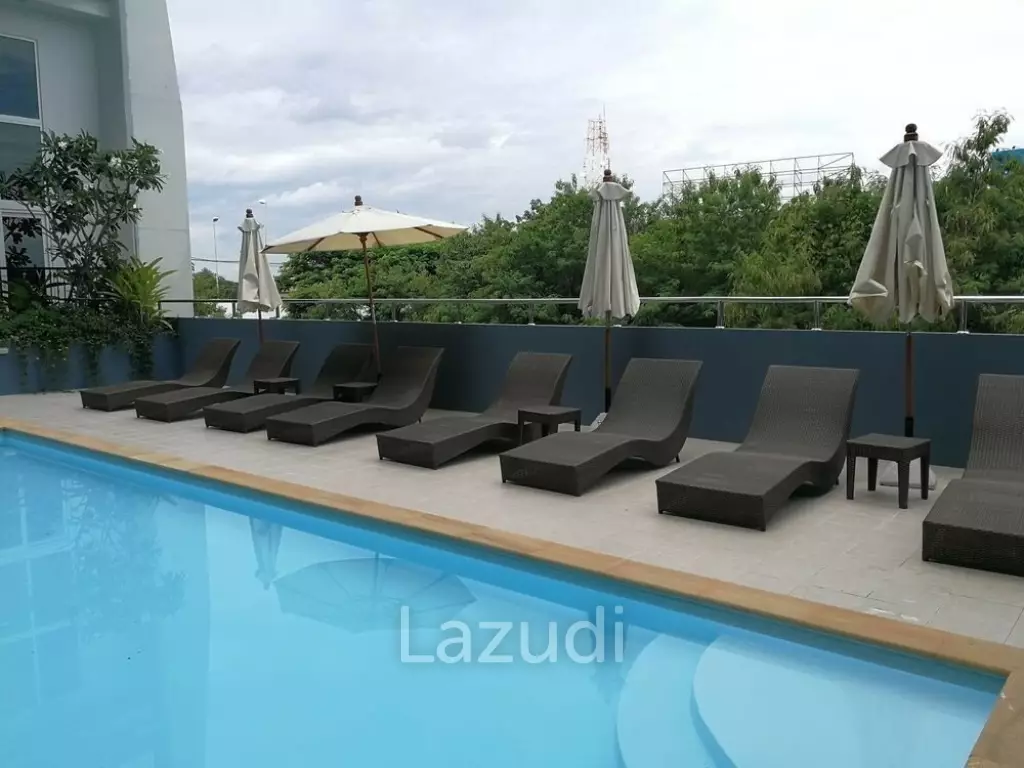 The Prio Signature Chiangmai 1-BR Duplex with Bathtub for SALE