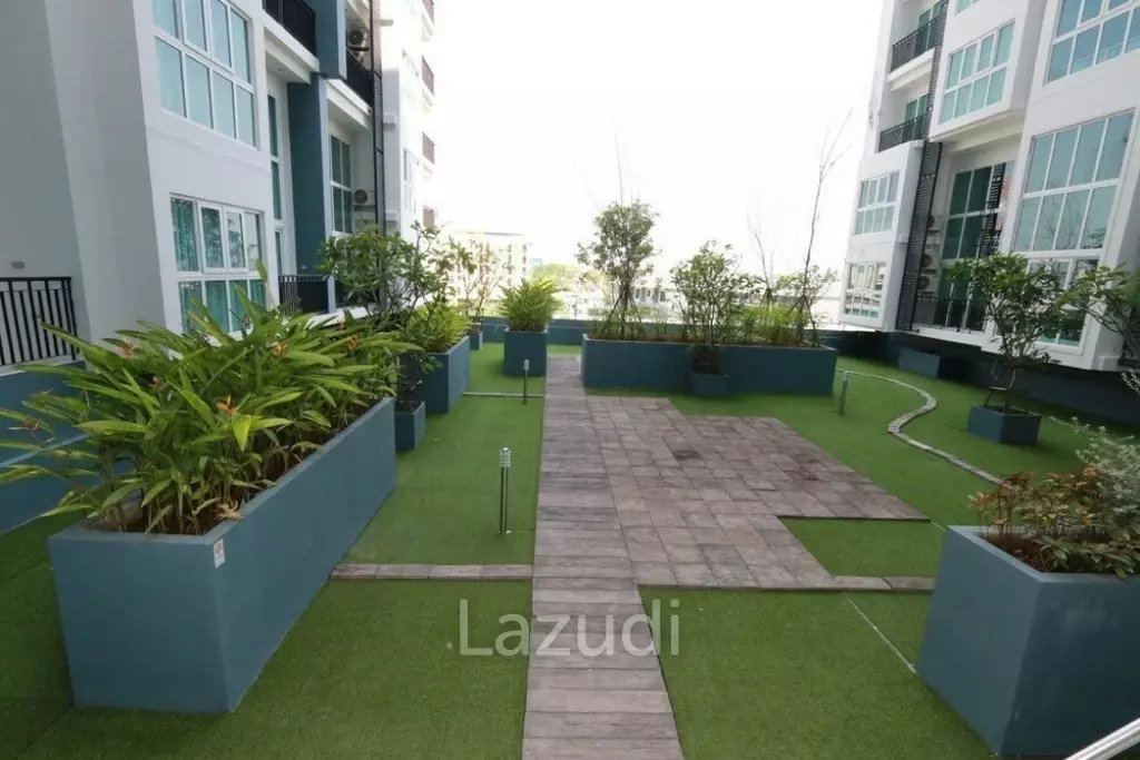 The Prio Signature Chiangmai 1-BR Duplex with Bathtub for SALE