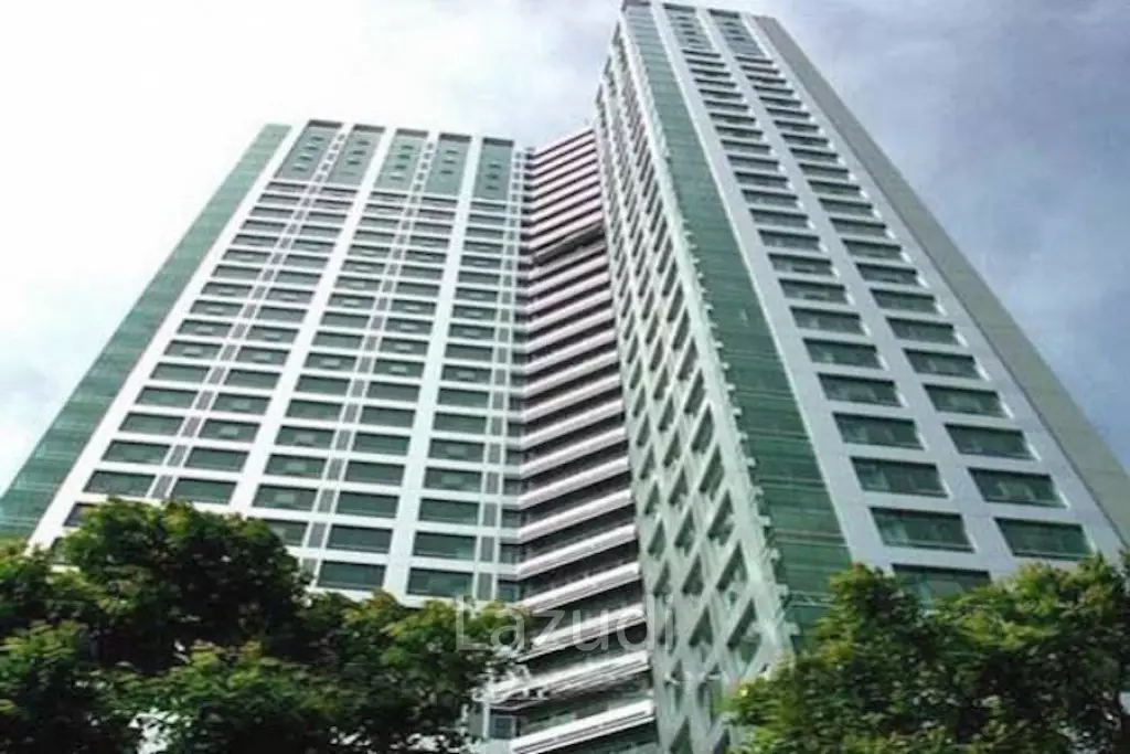 1 Bed 1 Bath  61 SQ.M Baan Sathorn Chaopraya
