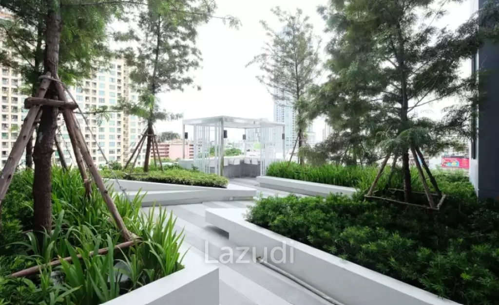 42 sqm duplex 1 bedroom condo at The Reserve Phahol - Pradipat Phaya Thai