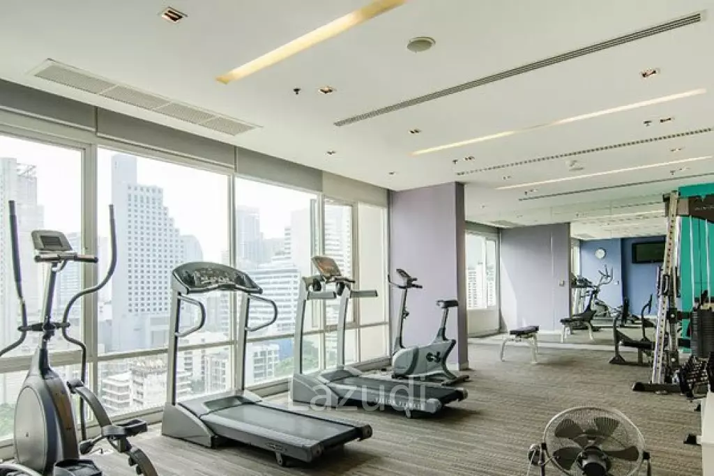 Sophisticated 2-BR in Bangkok's Baan Siri 31 Condo
