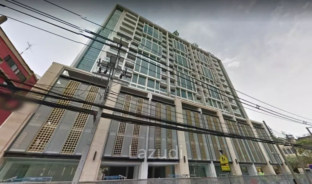 1 Bed 1 Bath 55 SQ.M The Room Charoenkrung 30
