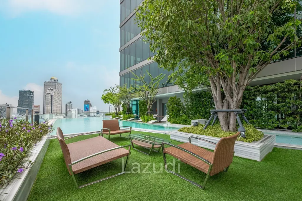 1 Bed 1 Bath 55 SQ.M The Room Charoenkrung 30