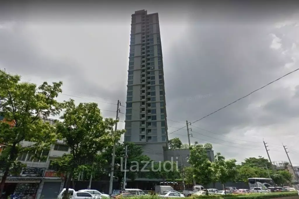 44 sqm 1 Bedroom Condo on 10th Floor at The Room Rama 4 Rong Mueang Bangkok