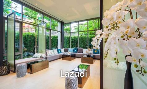 The Room Sathorn - St.Louis