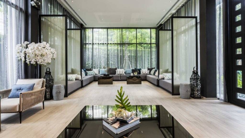 The Room Sathorn - St.Louis