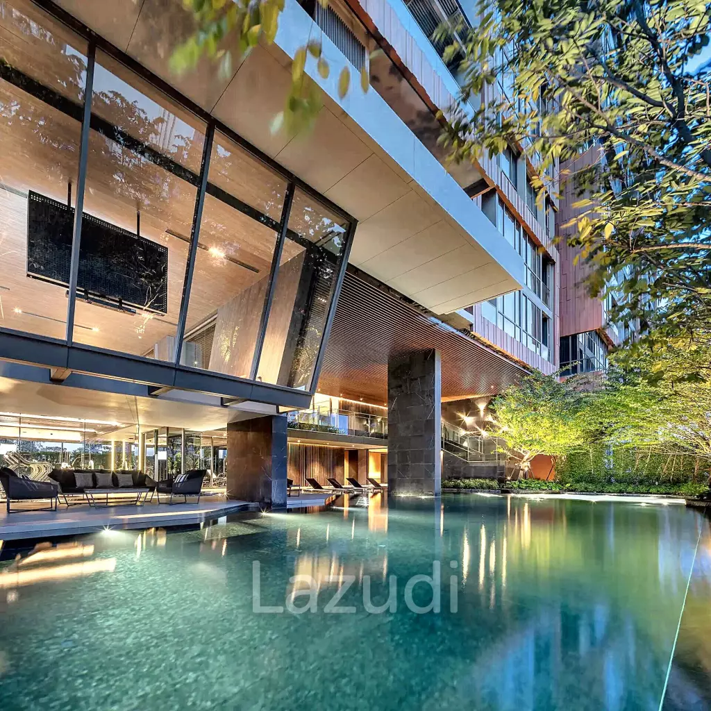 2 Bed 2 Bath 90.99 SQ.M The Room Sukhumvit 38