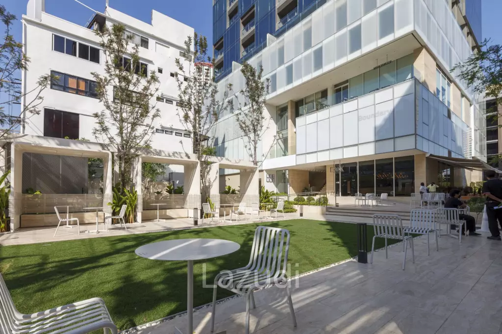 2 Bed 2 Bath 91 SQ.M The Strand Thonglor