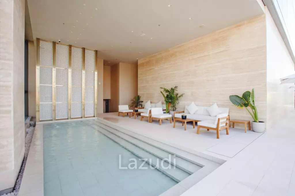2 Bed 2 Bath 91 SQ.M The Strand Thonglor