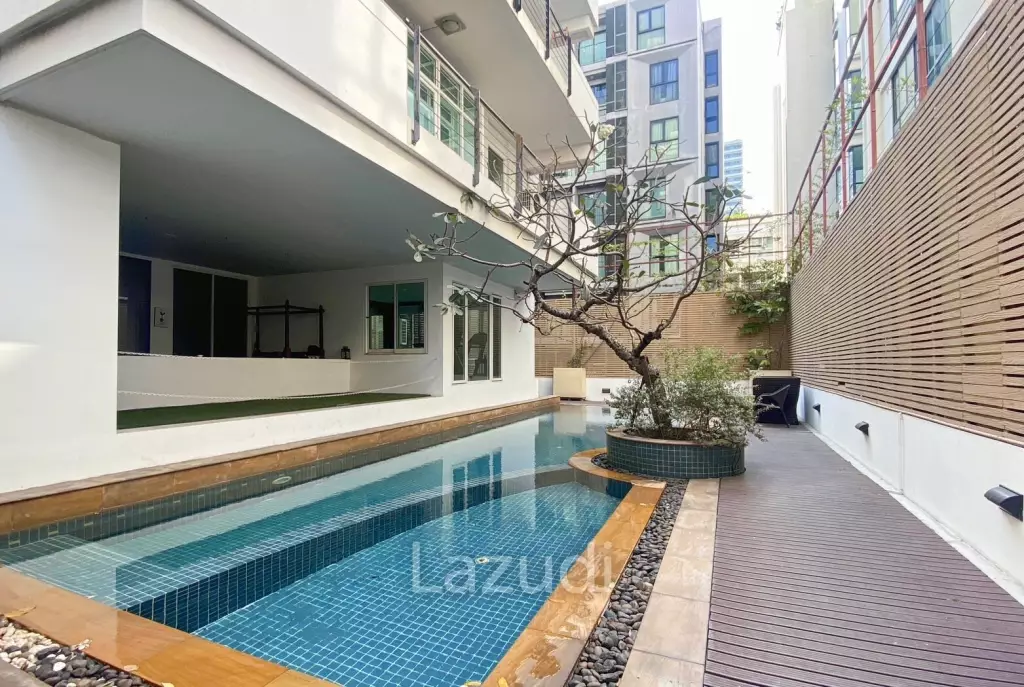 4 Bed 4 Bath 350 SQ.M The Verandah Sukhumvit