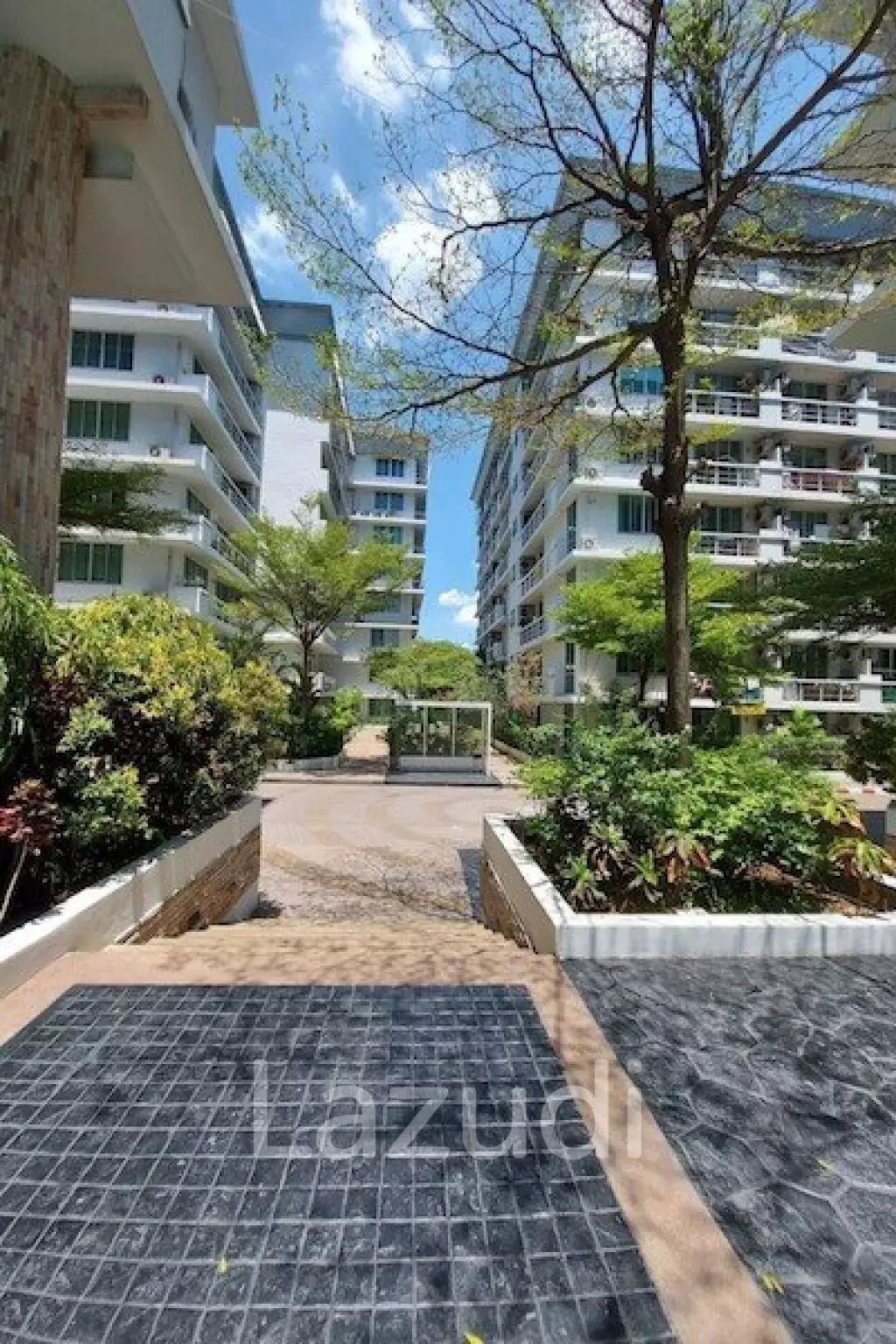 1 Bed 1 Bath 50 SQ.M The Waterford Sukhumvit 50